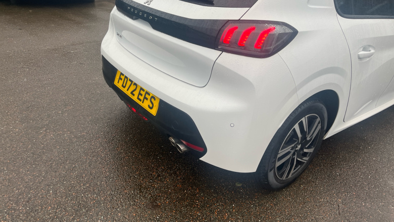 Peugeot 208 1.2 PureTech 100 Allure Premium + 5dr Petrol Hatchback